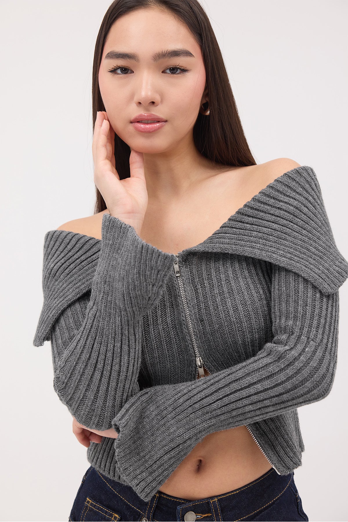 Charcoal_Zippered-Knitwear-Cardigan-addax