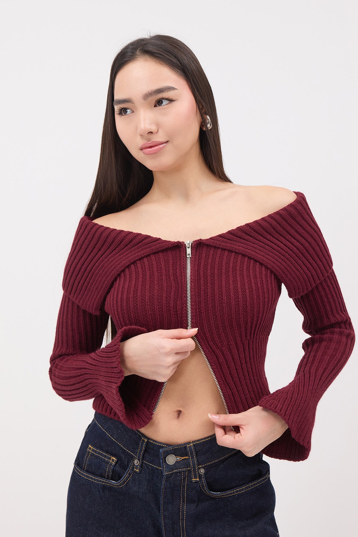 Burgundy_Zippered-Knitwear-Cardigan-addax