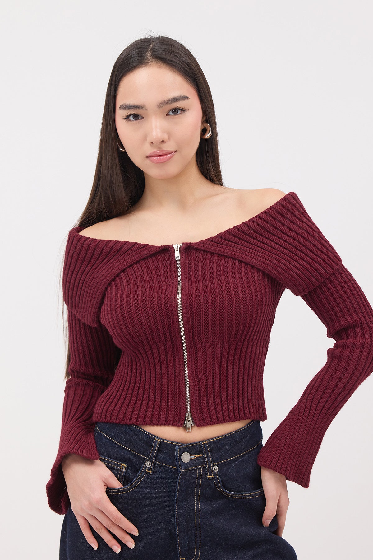 Burgundy_Zippered-Knitwear-Cardigan-addax