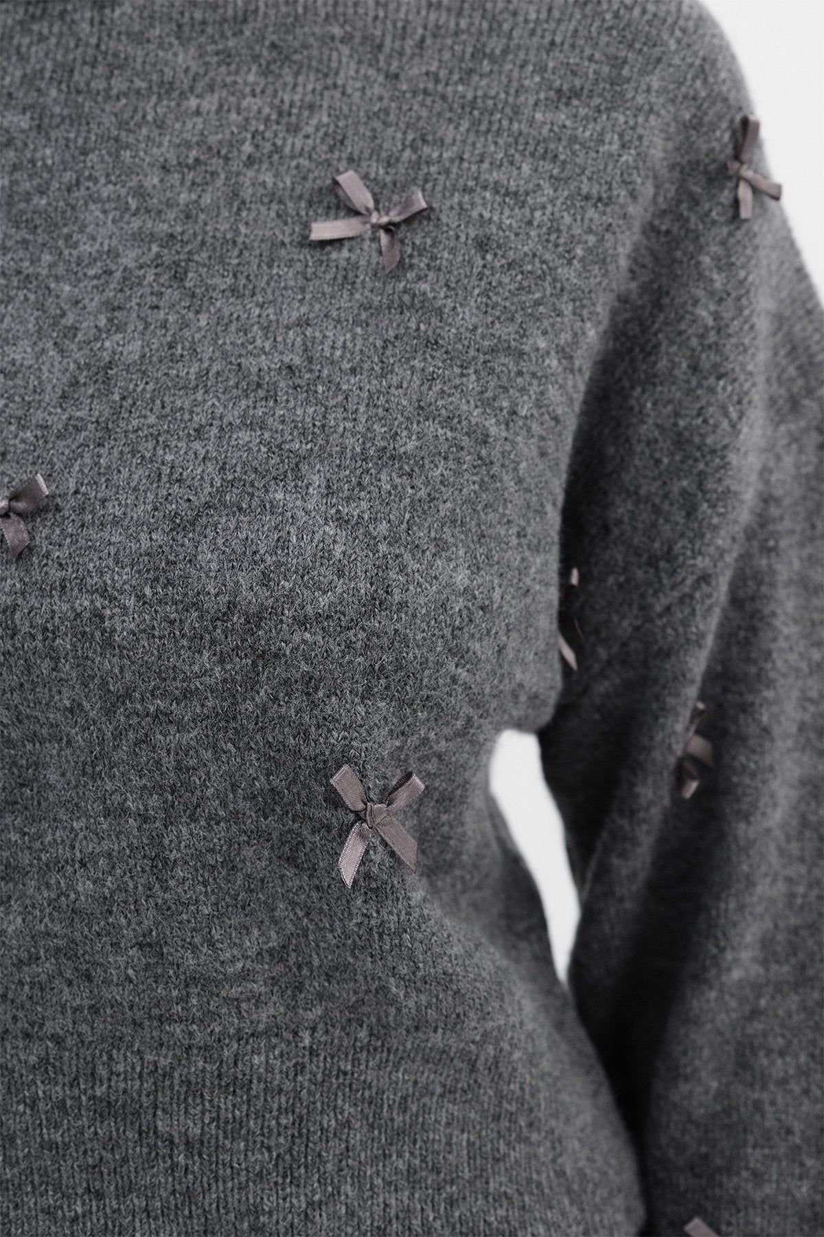 Lead-Grey_Ribbon-Knitted-Sweater-addax