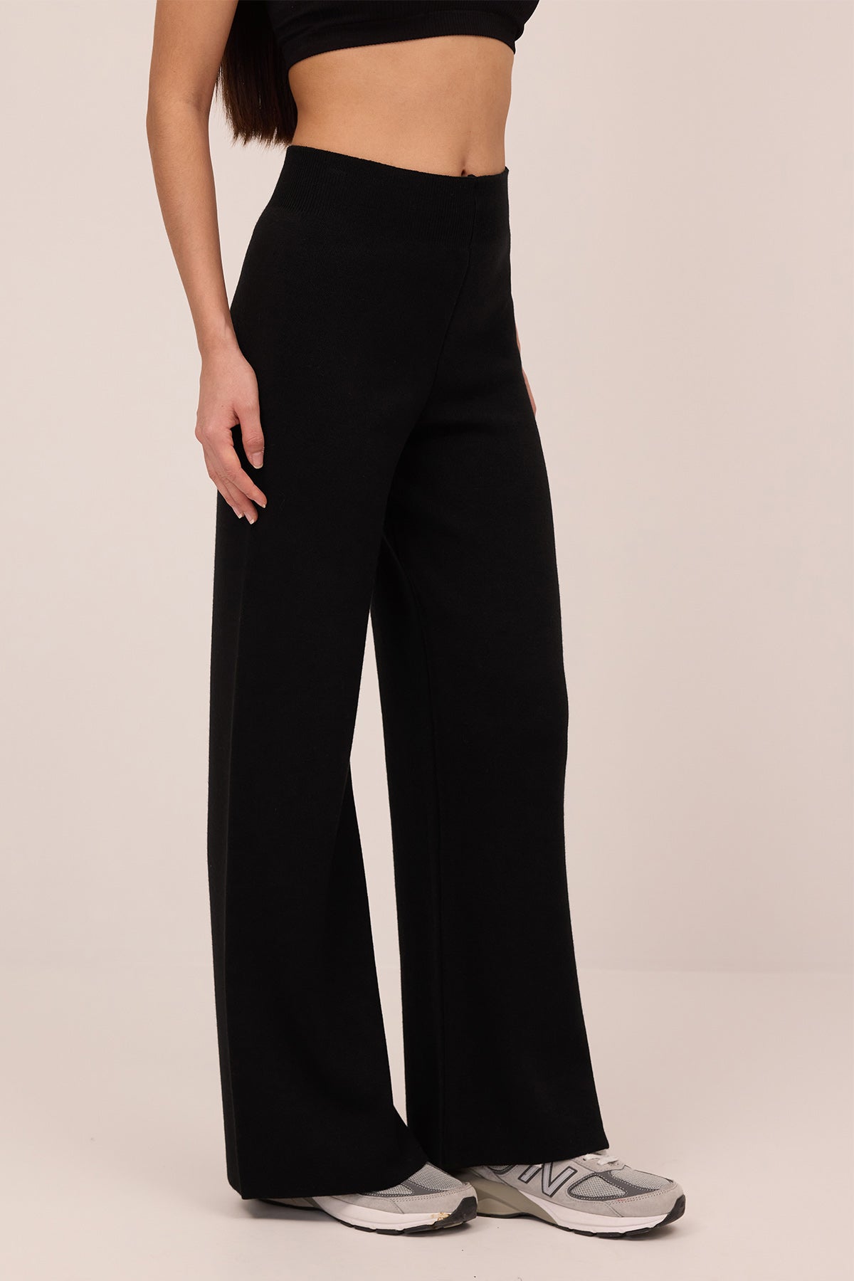 Black_High-Waist-Knit-Wide-Leg-Trousers-addax