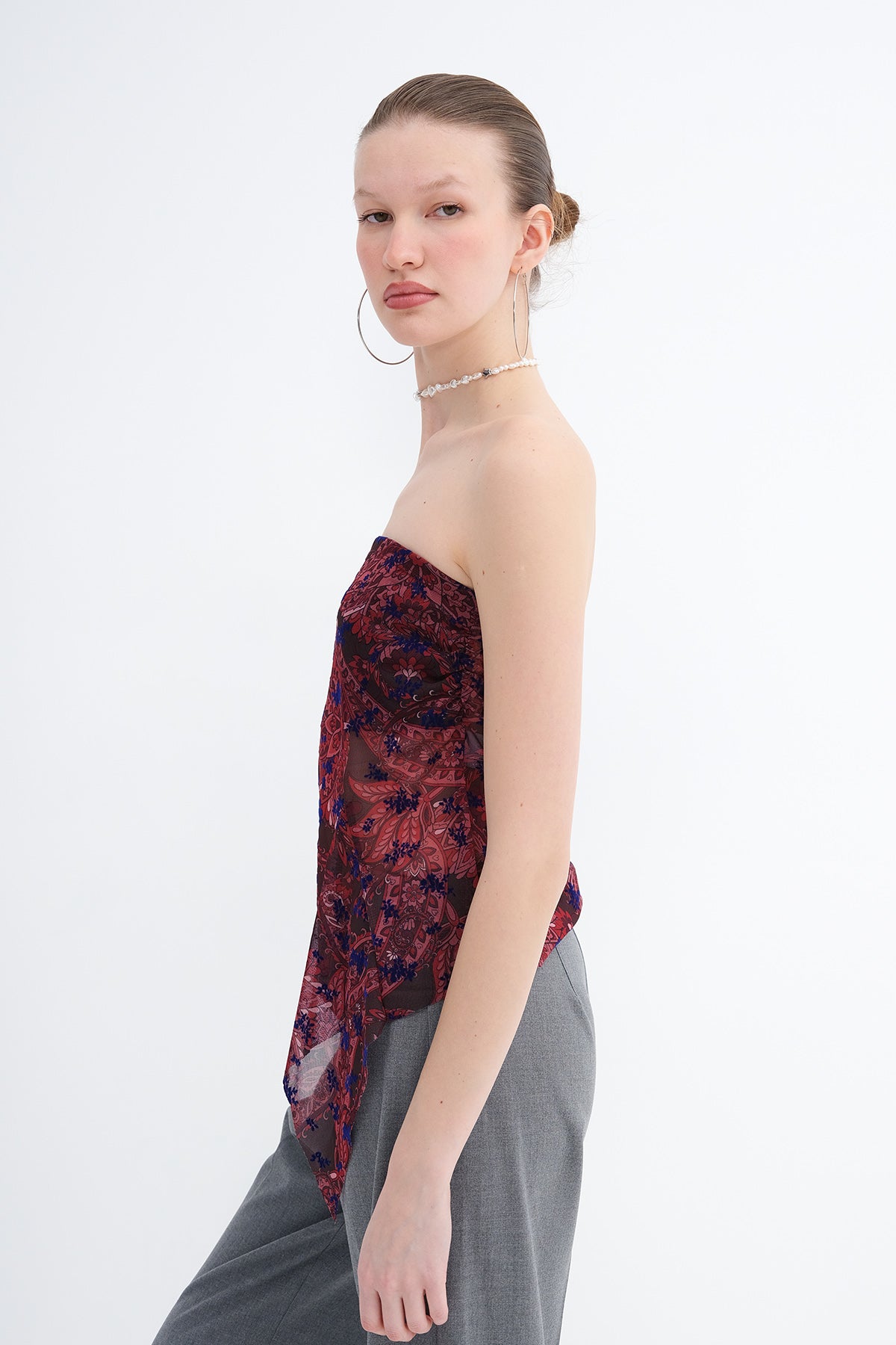 Gardenia_Strapless-Patterned-Blouse-addax