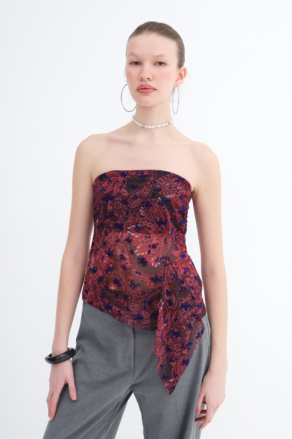 Gardenia_Strapless-Patterned-Blouse-addax