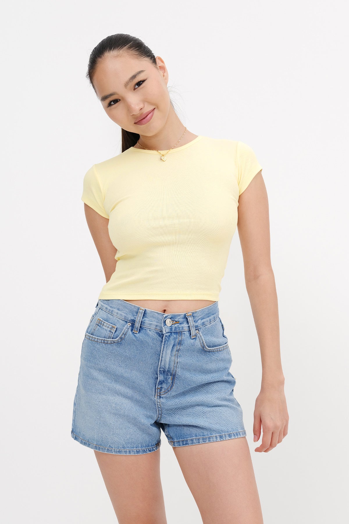 Light-Yellow_Short-Sleeve-Basic-T-shirt-addax