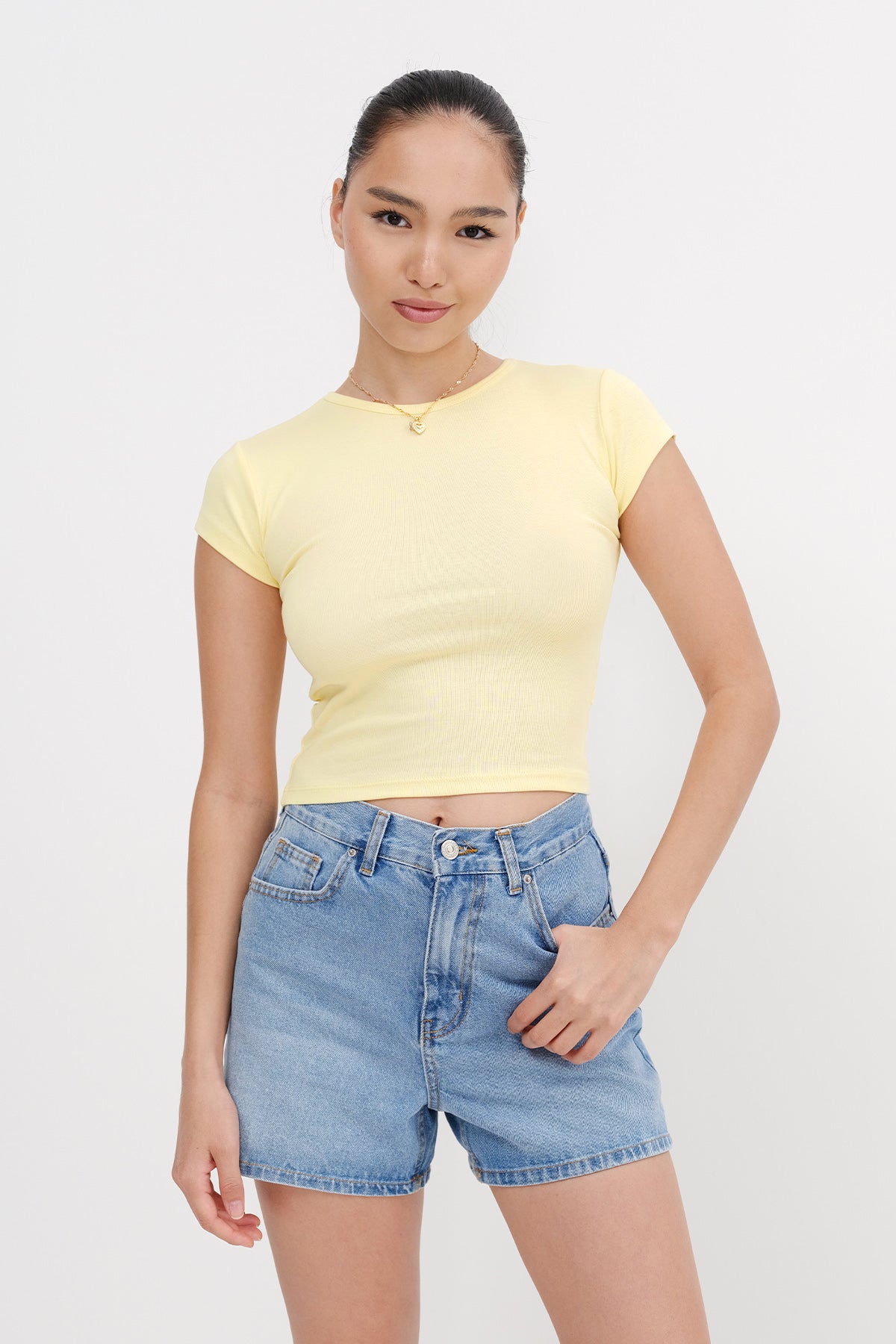 Light-Yellow_Short-Sleeve-Basic-T-shirt-addax