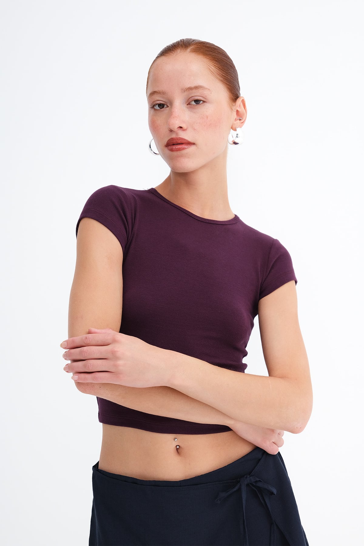 Gardenia_Short-Sleeve-Basic-T-shirt-addax