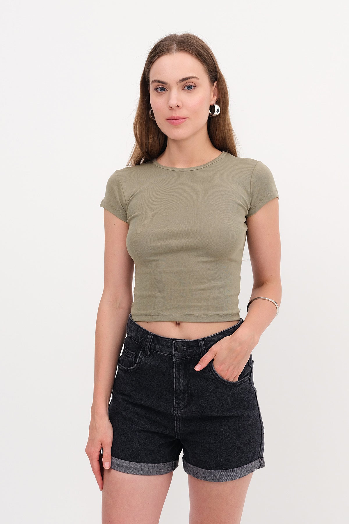 Sage_Short-Sleeve-Basic-T-shirt-addax