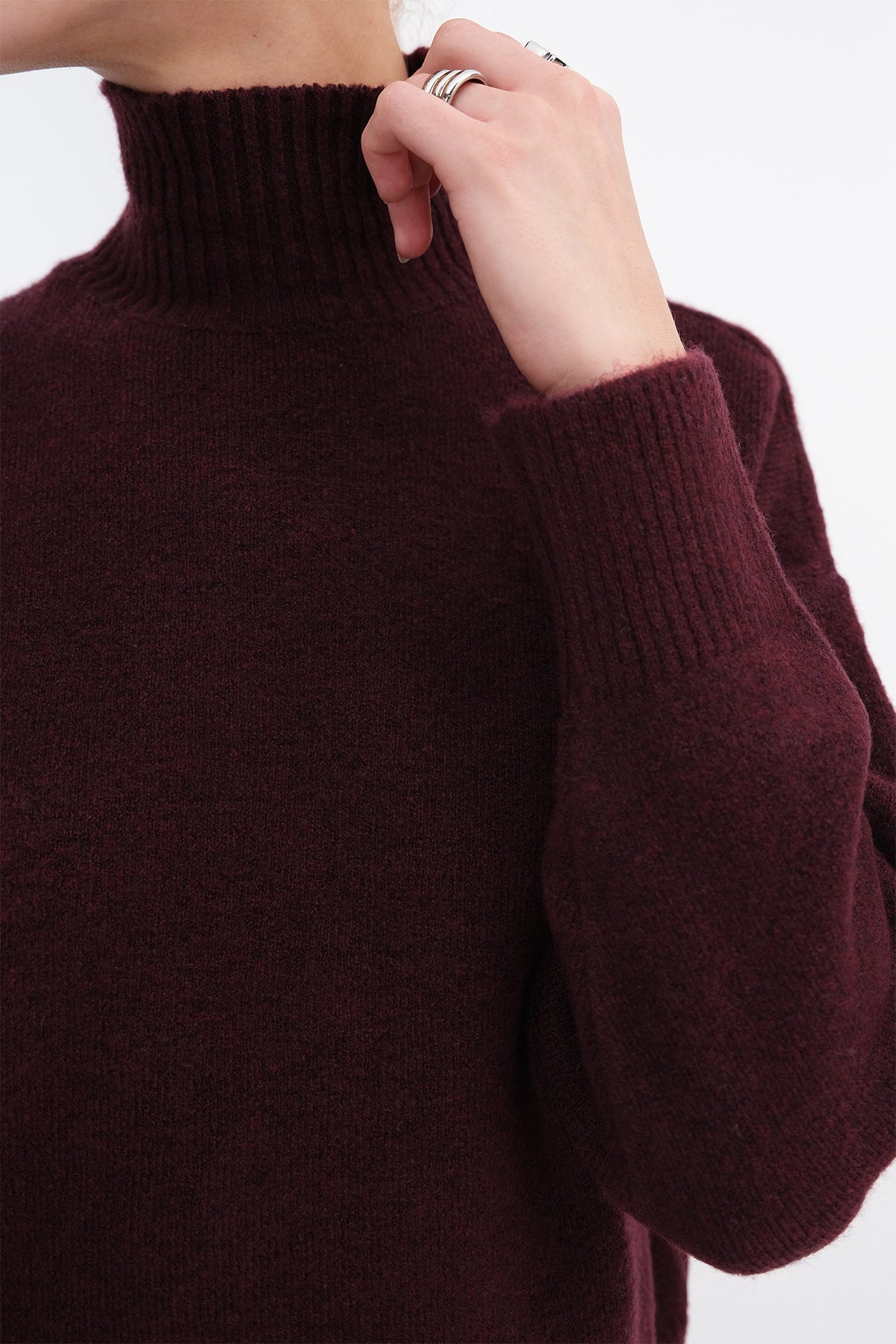 Light-Burgundy_High-Neck-Knit-Sweater-addax