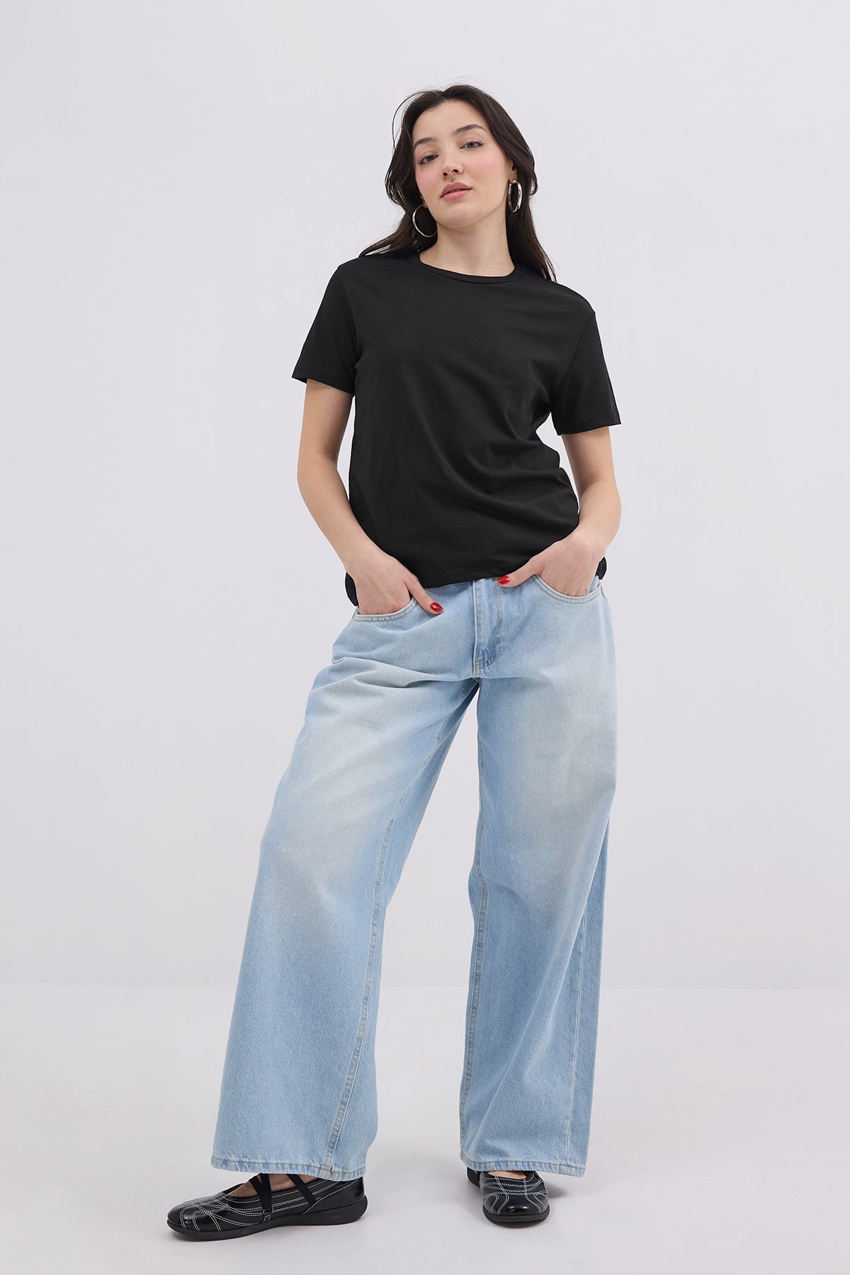 Black_Crew-Neck-Basic-T-shirt-addax