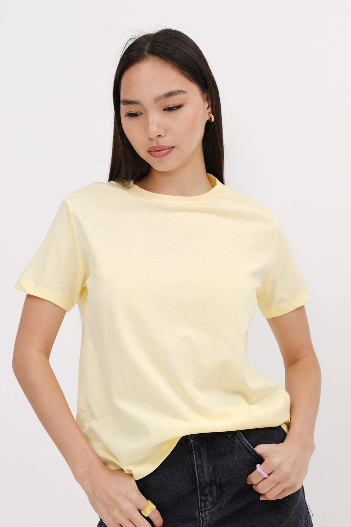Yellow_Crew-Neck-Basic-T-shirt-addax