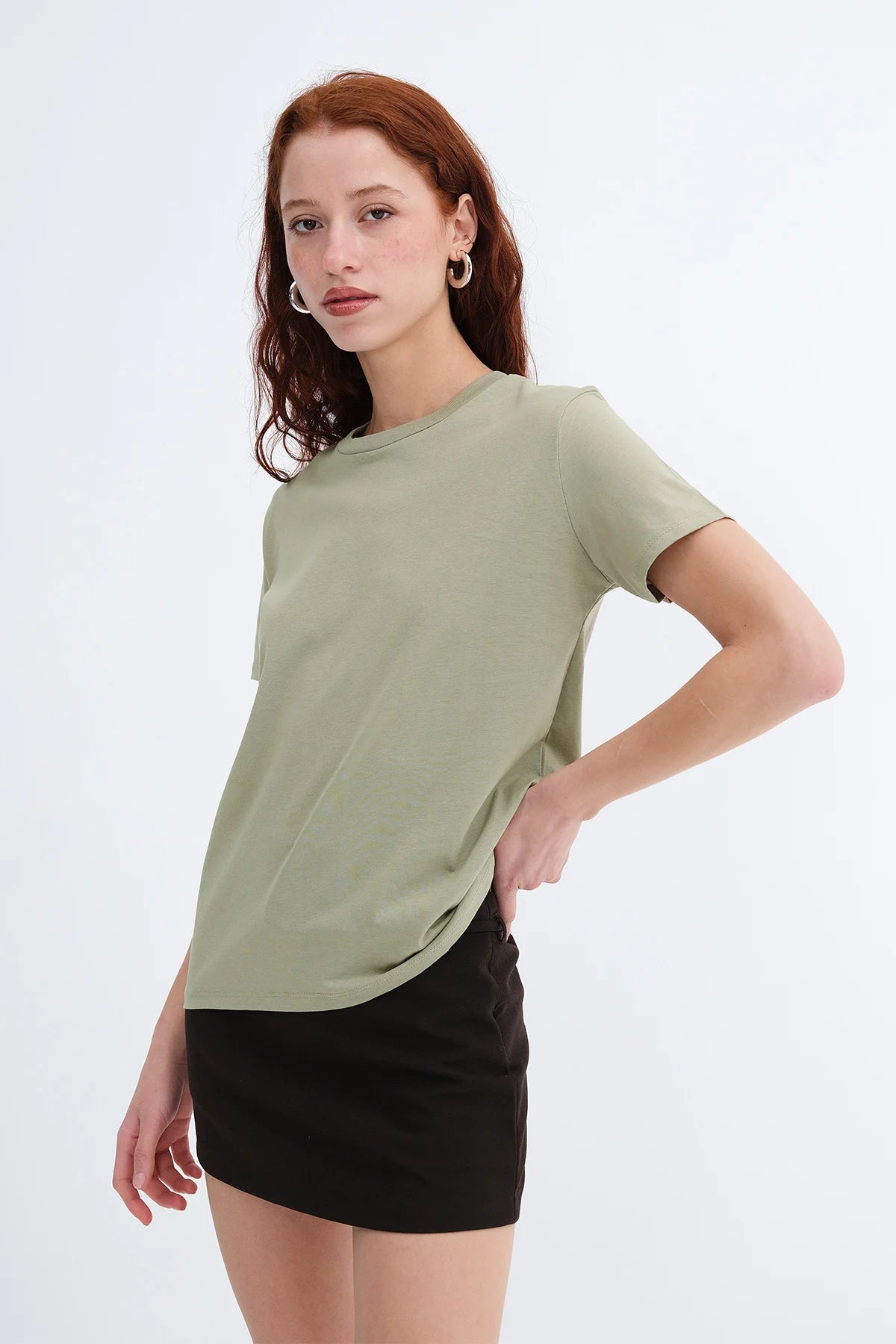 Khaki_Crew-Neck-Basic-T-shirt-addax