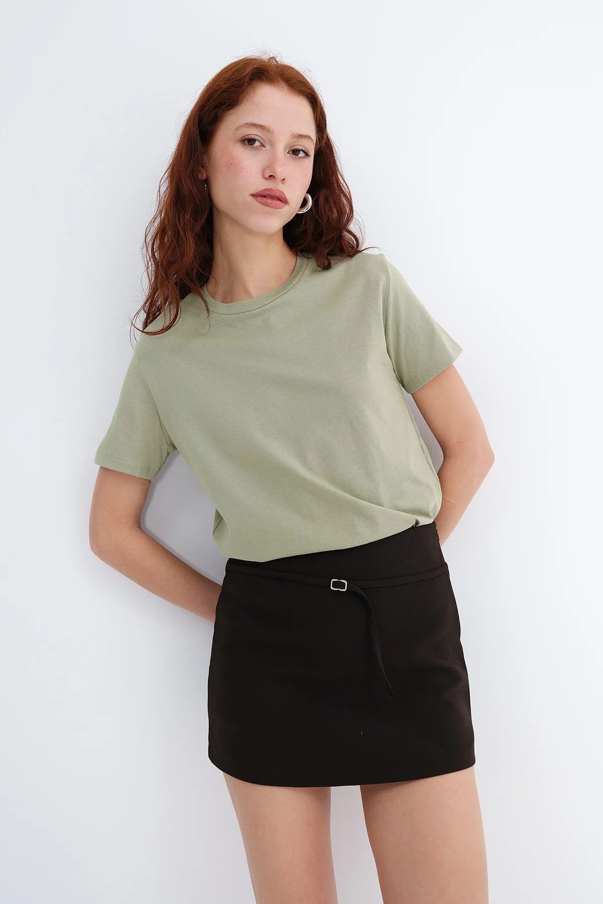 Khaki_Crew-Neck-Basic-T-shirt-addax