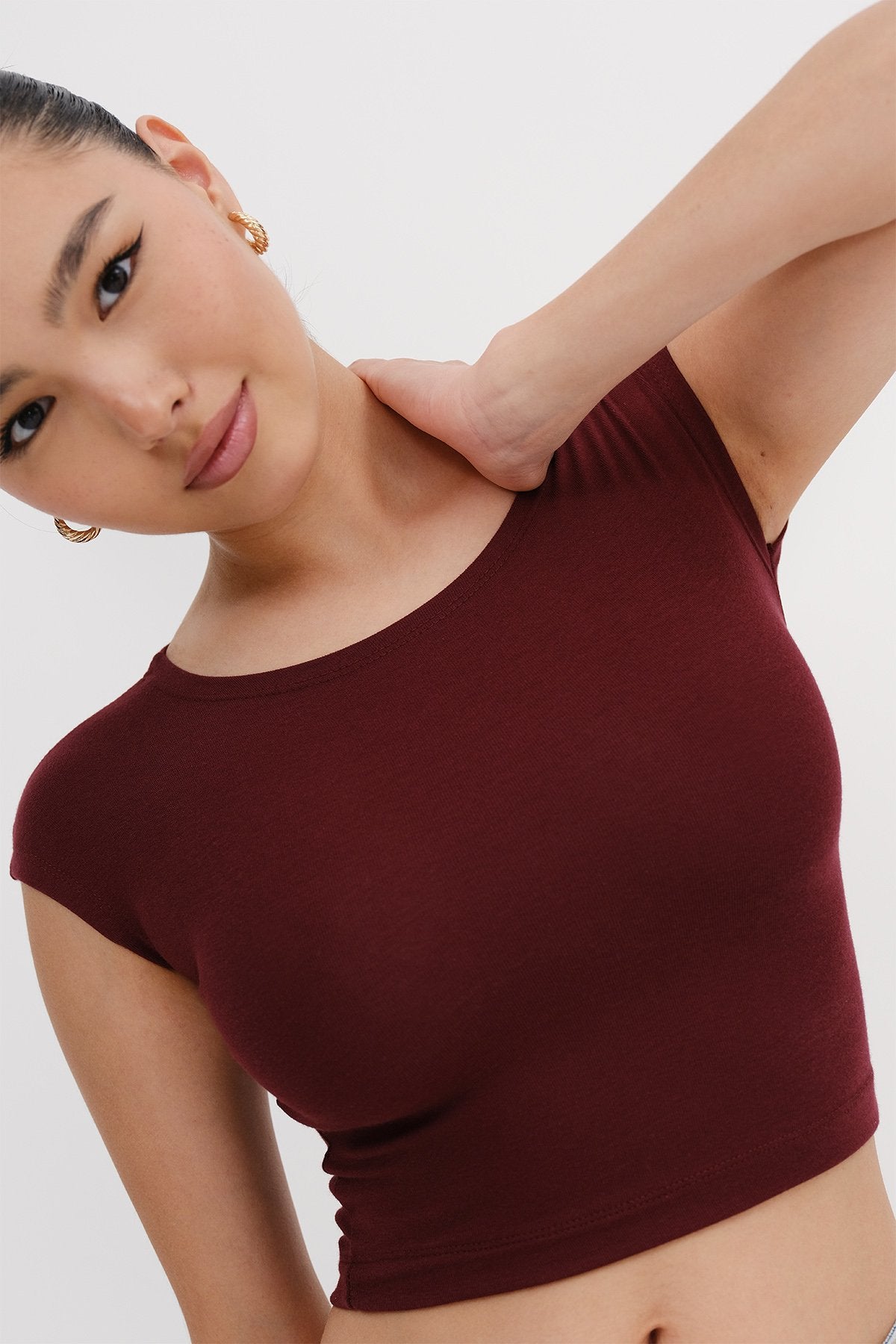 Burgundy_Sleeveless-Crop-Tank-Top-addax