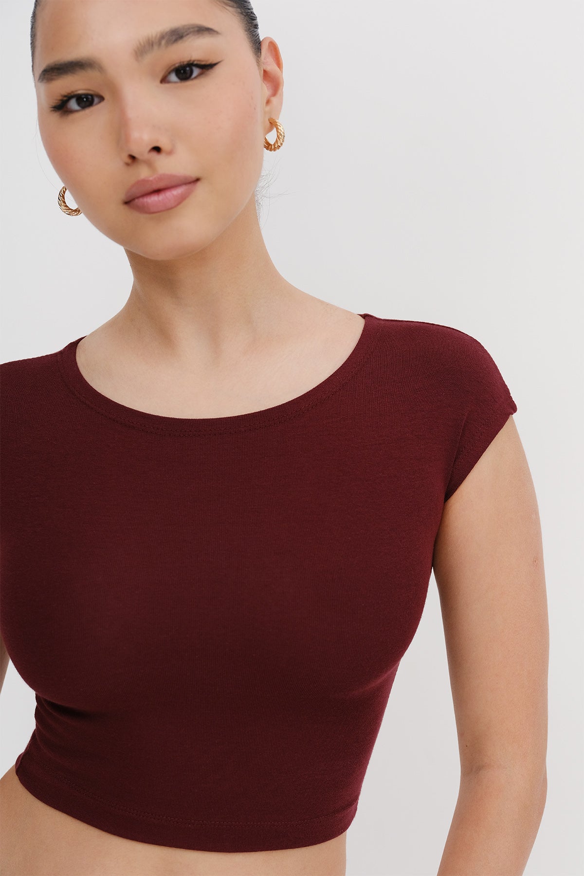 Burgundy_Sleeveless-Crop-Tank-Top-addax