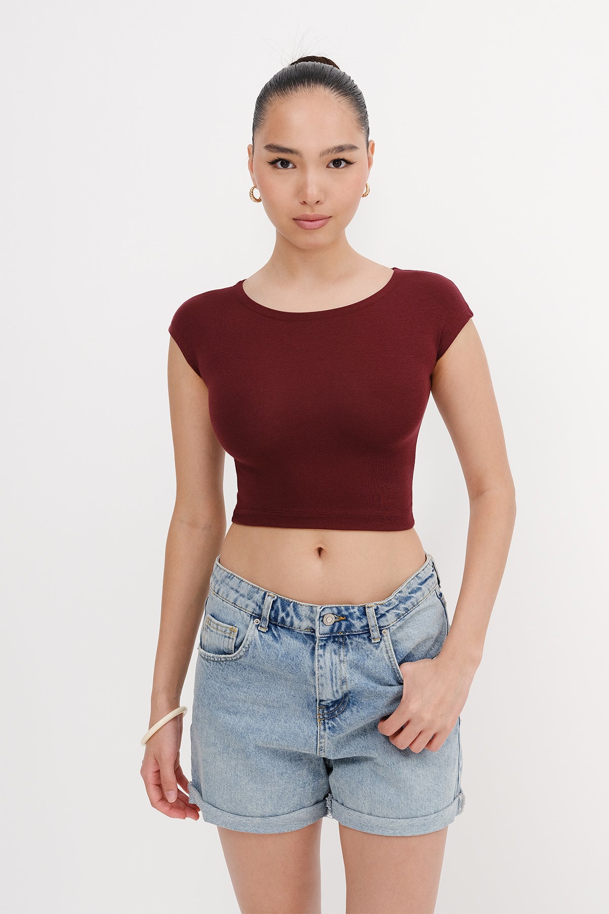 Burgundy_Sleeveless-Crop-Tank-Top-addax