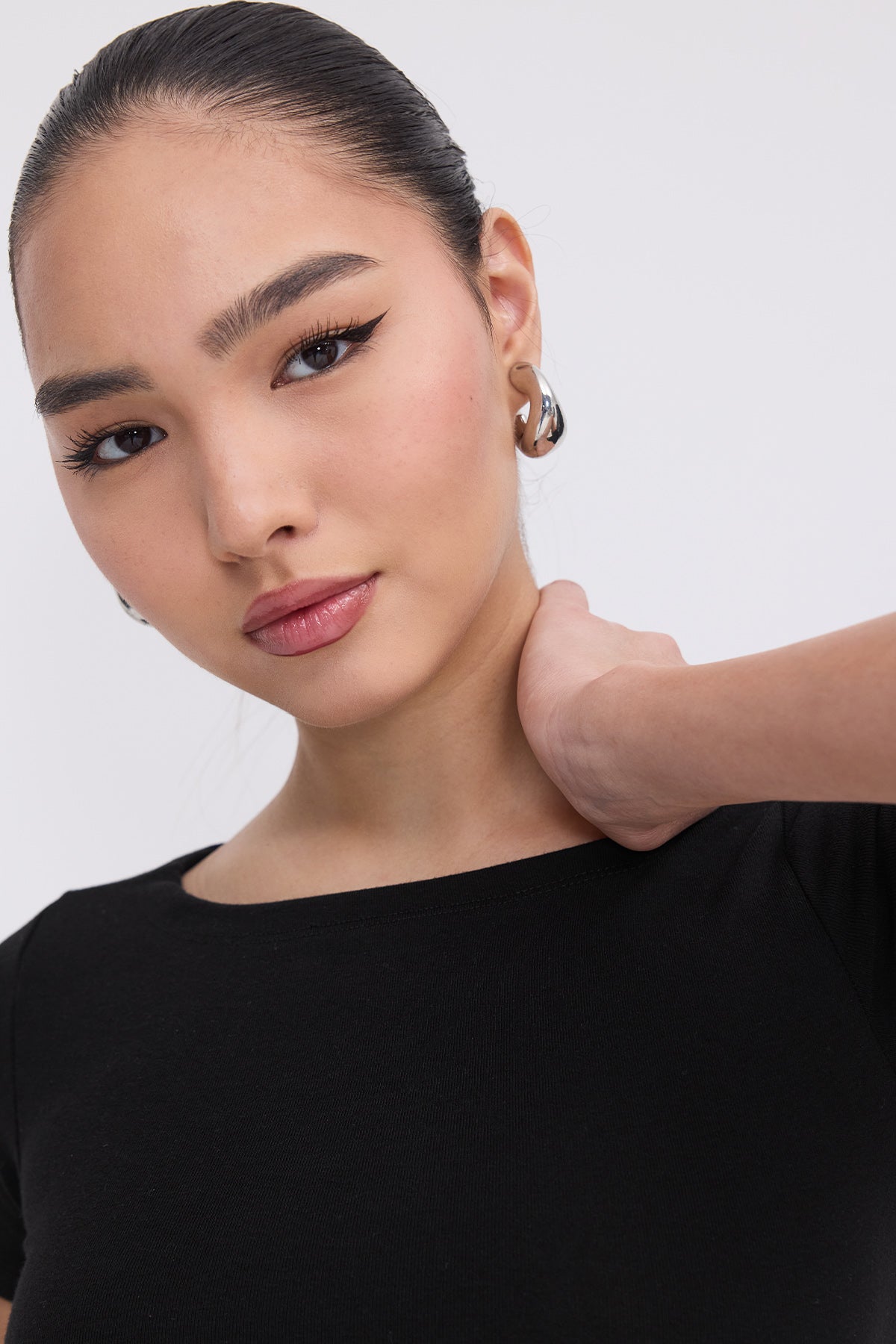 Black_Short-Sleeve-Modal-T-shirt-addax