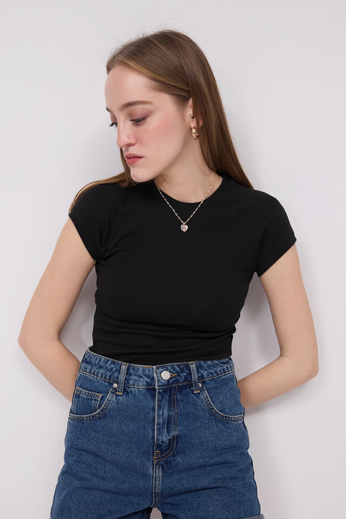 Black_Crew-Neck-Modal-T-Shirt-addax