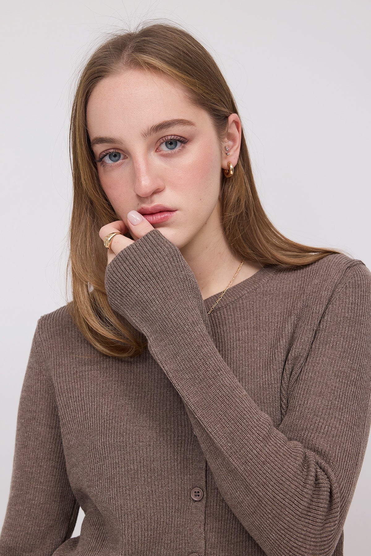 Brown_Buttoned-Knitwear-Cardigan-addax