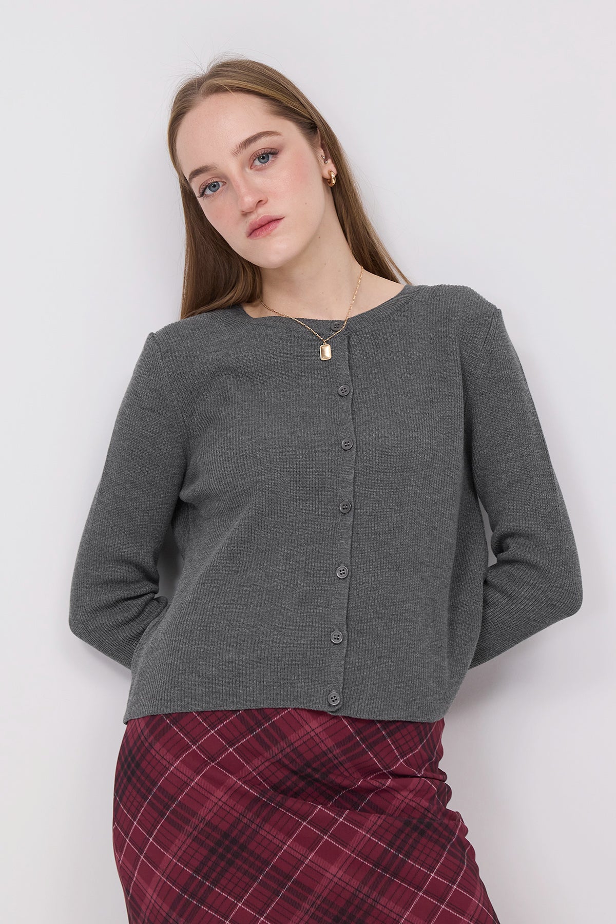 Charcoal_Buttoned-Knitwear-Cardigan-addax