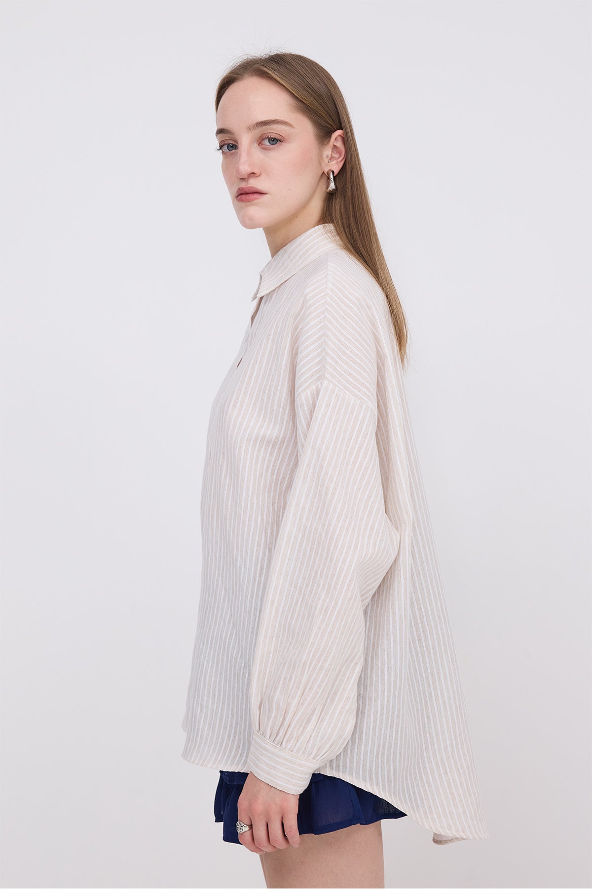 Stone_Oversize-Striped-Shirt-addax