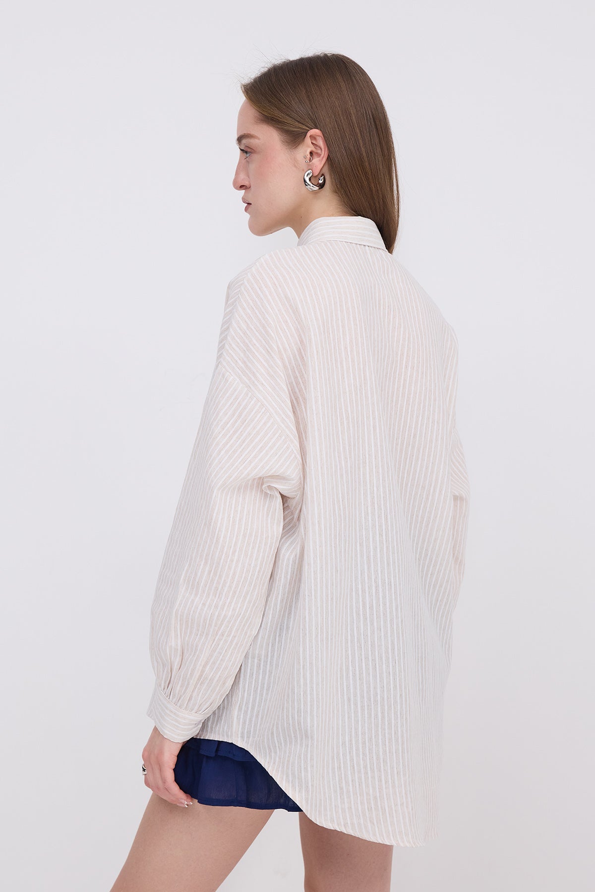 Stone_Oversize-Striped-Shirt-addax