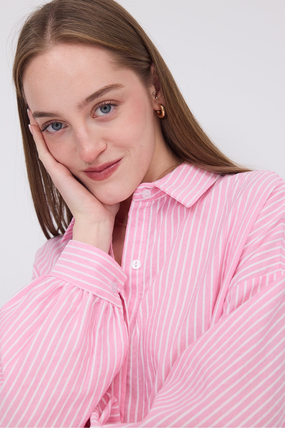 Pink_Oversize-Striped-Shirt-addax