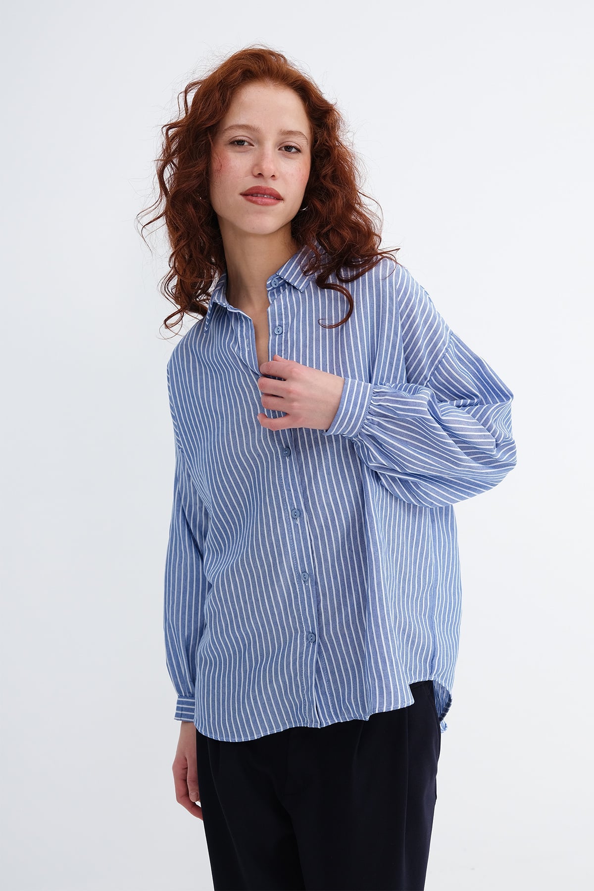 Night-Blue_Oversize-Striped-Shirt-addax
