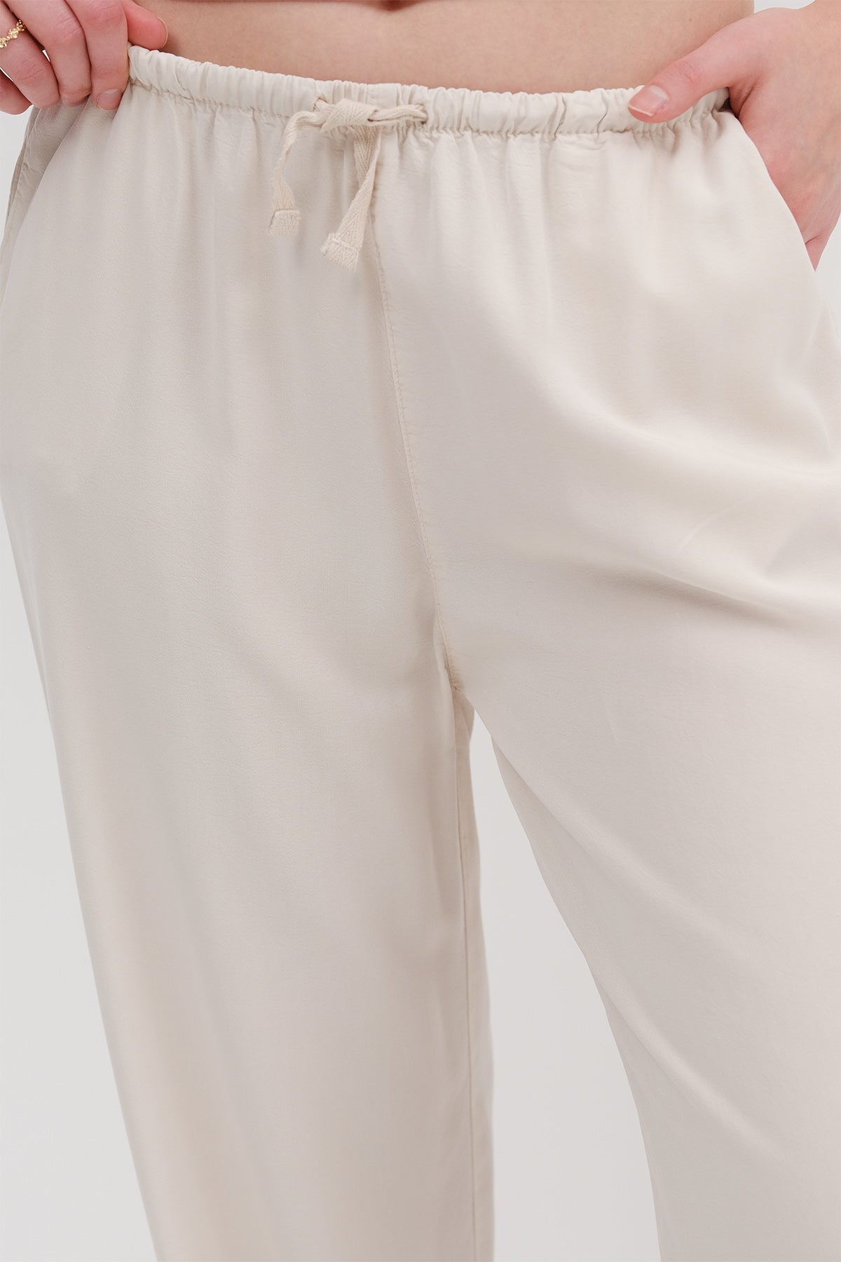 Stone_Elastic-Waist-Trousers-addax