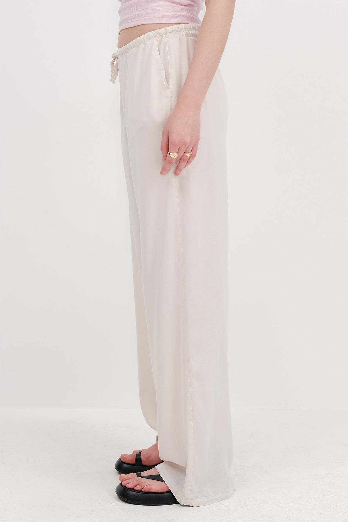 Stone_Elastic-Waist-Trousers-addax