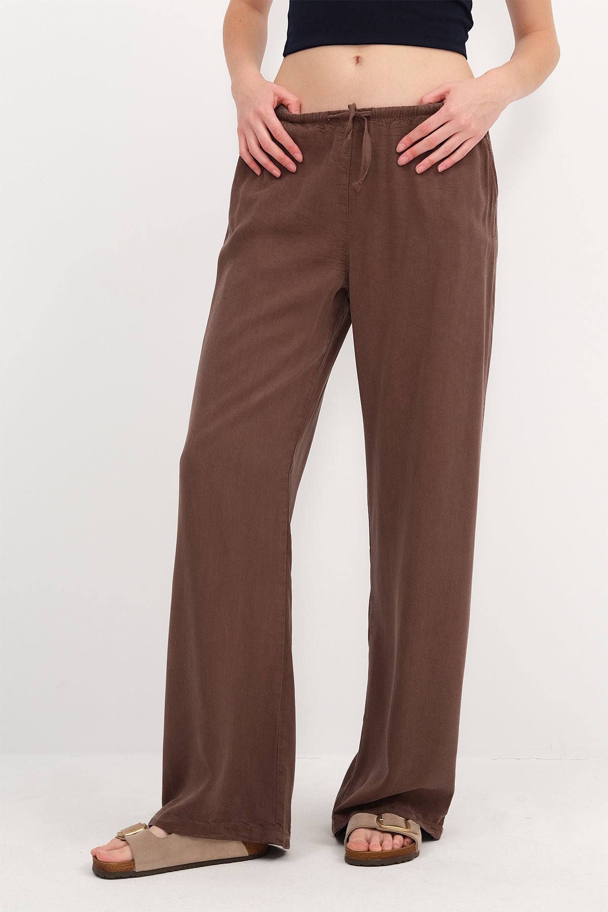Brown_Elastic-Waist-Trousers-addax