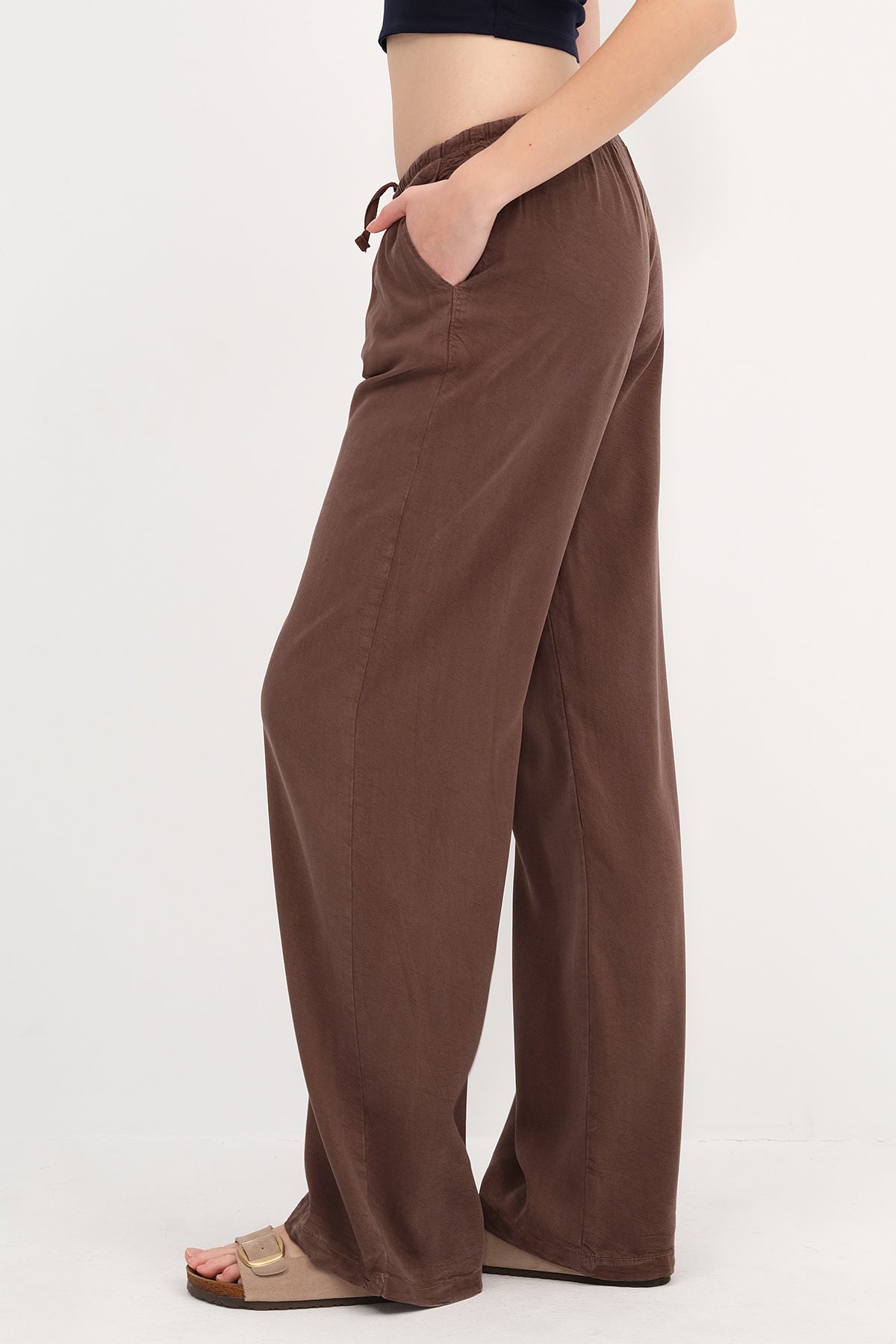Brown_Elastic-Waist-Trousers-addax