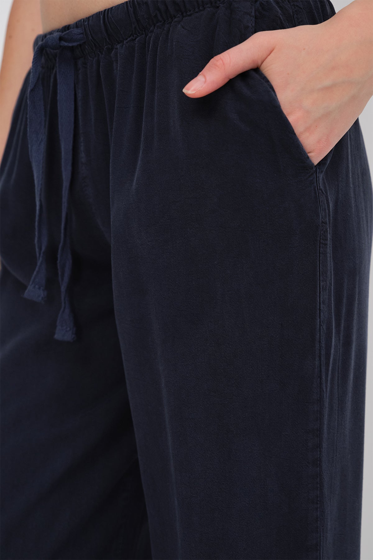 Night-Blue_Elastic-Waist-Trousers-addax