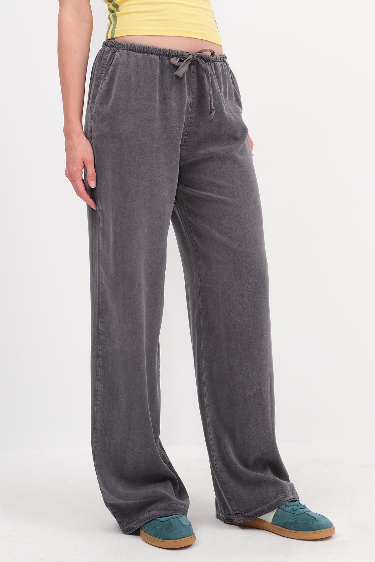 Lead-Grey_Elastic-Waist-Trousers-addax