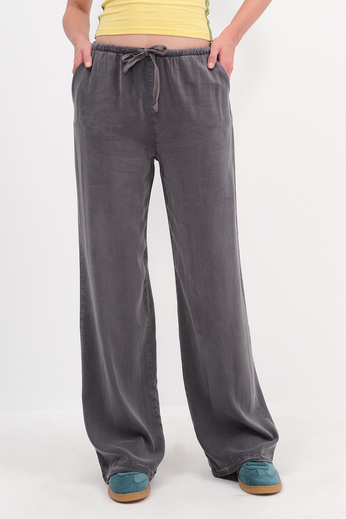 Lead-Grey_Elastic-Waist-Trousers-addax