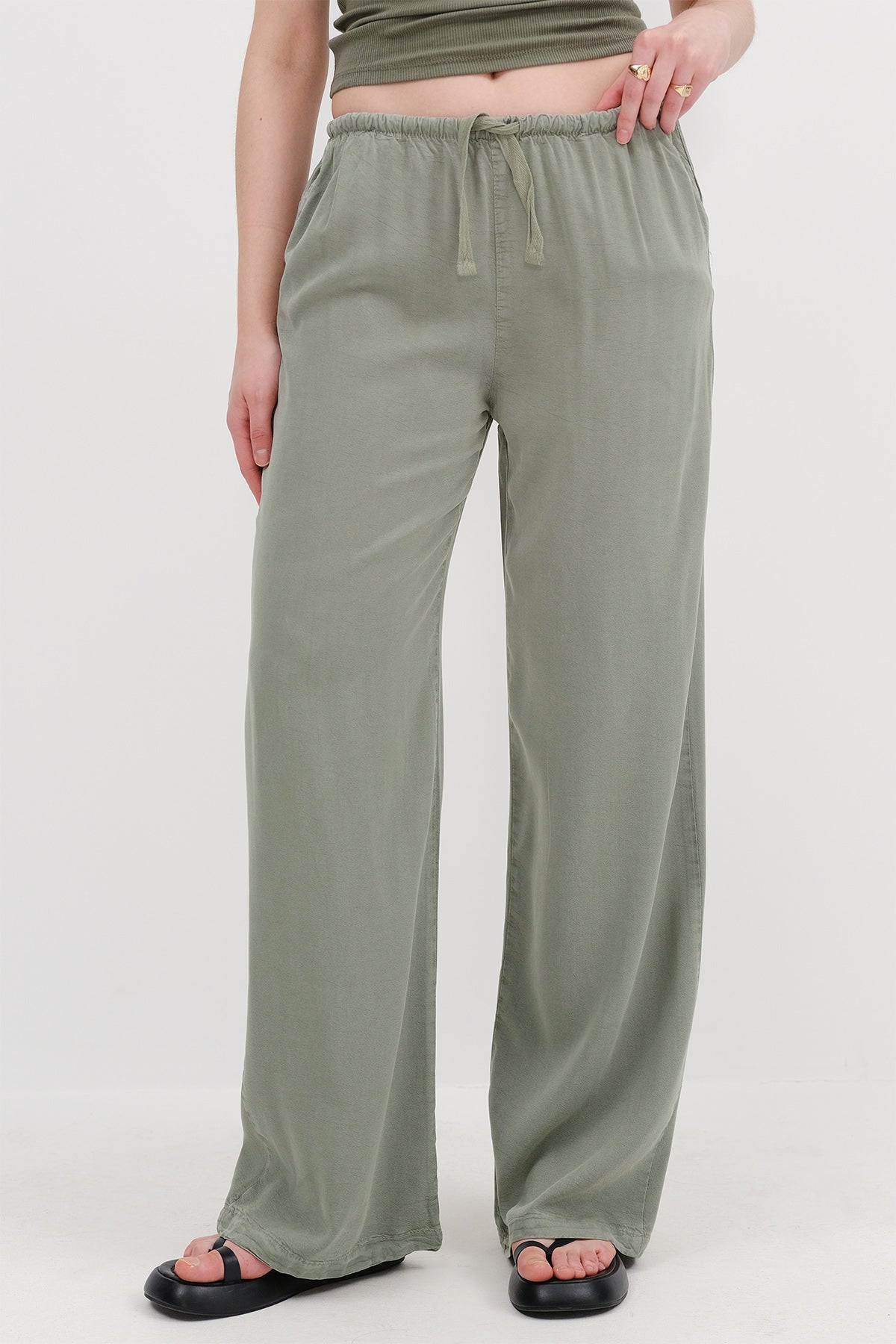 Sage_Elastic-Waist-Trousers-addax