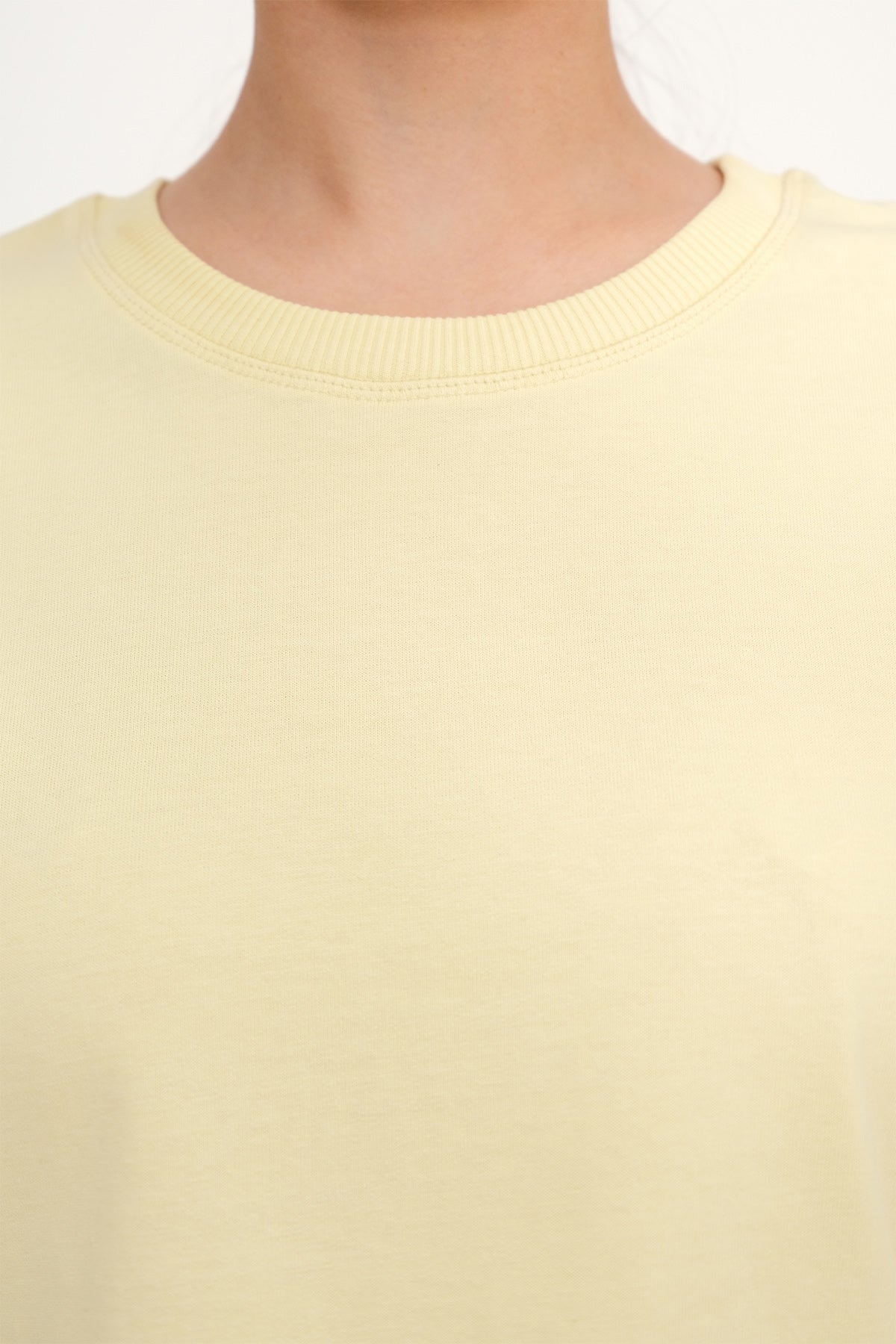 Light-Yellow_Crew-Neck-Basic-T-shirt-addax