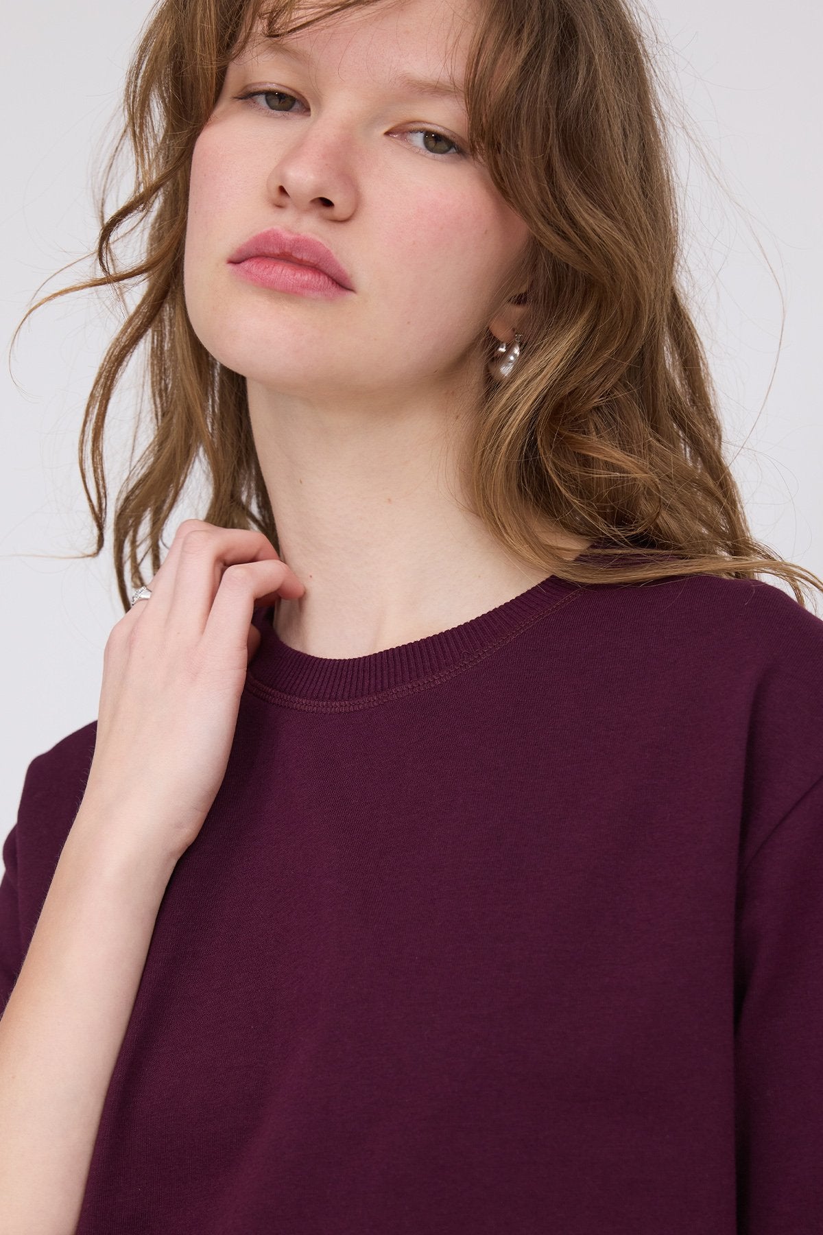 Gardenia_Crew-Neck-Basic-T-shirt-addax