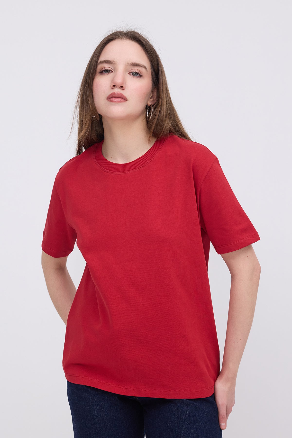 Bright-Red_Crew-Neck-Basic-T-shirt-addax