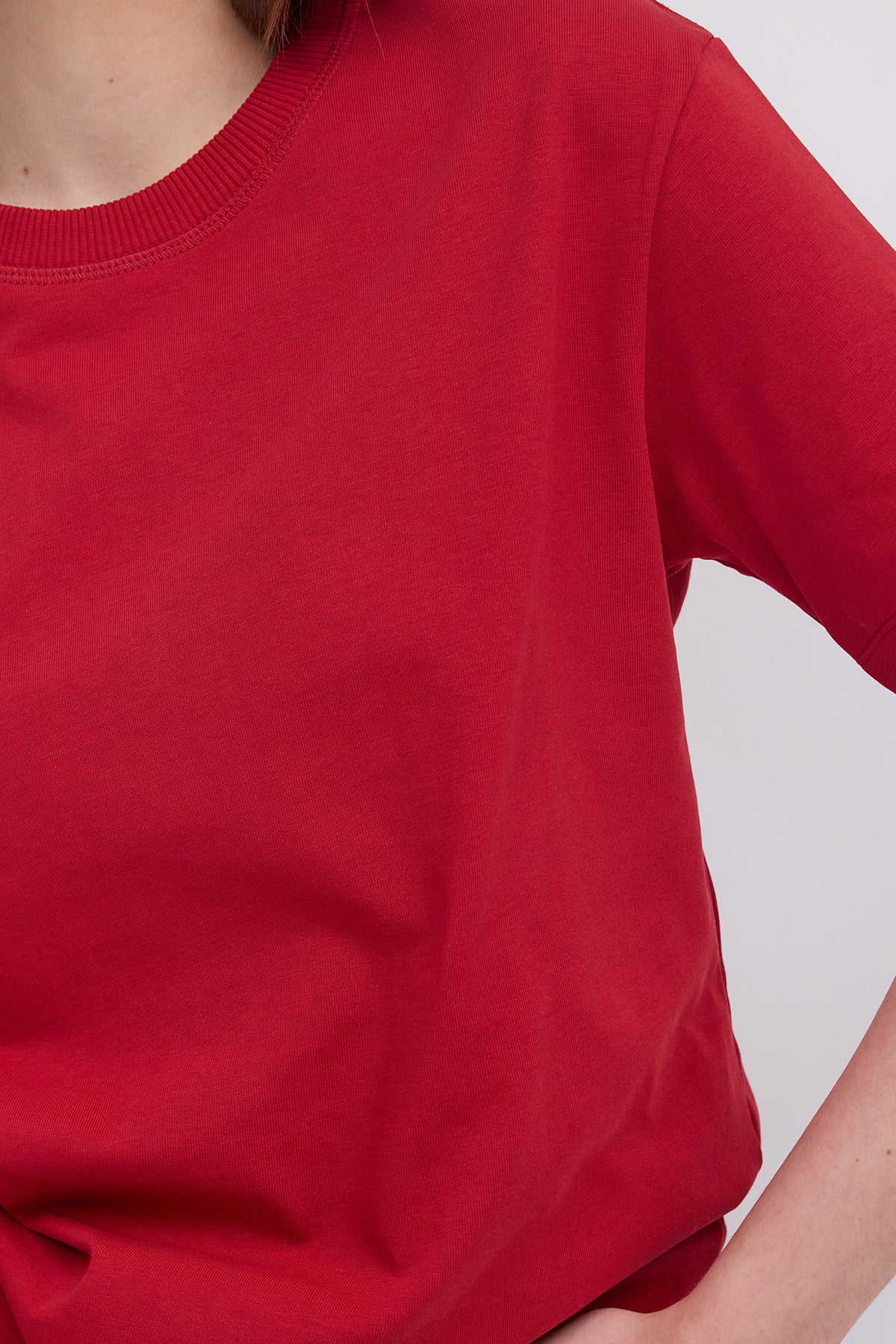 Bright-Red_Crew-Neck-Basic-T-shirt-addax