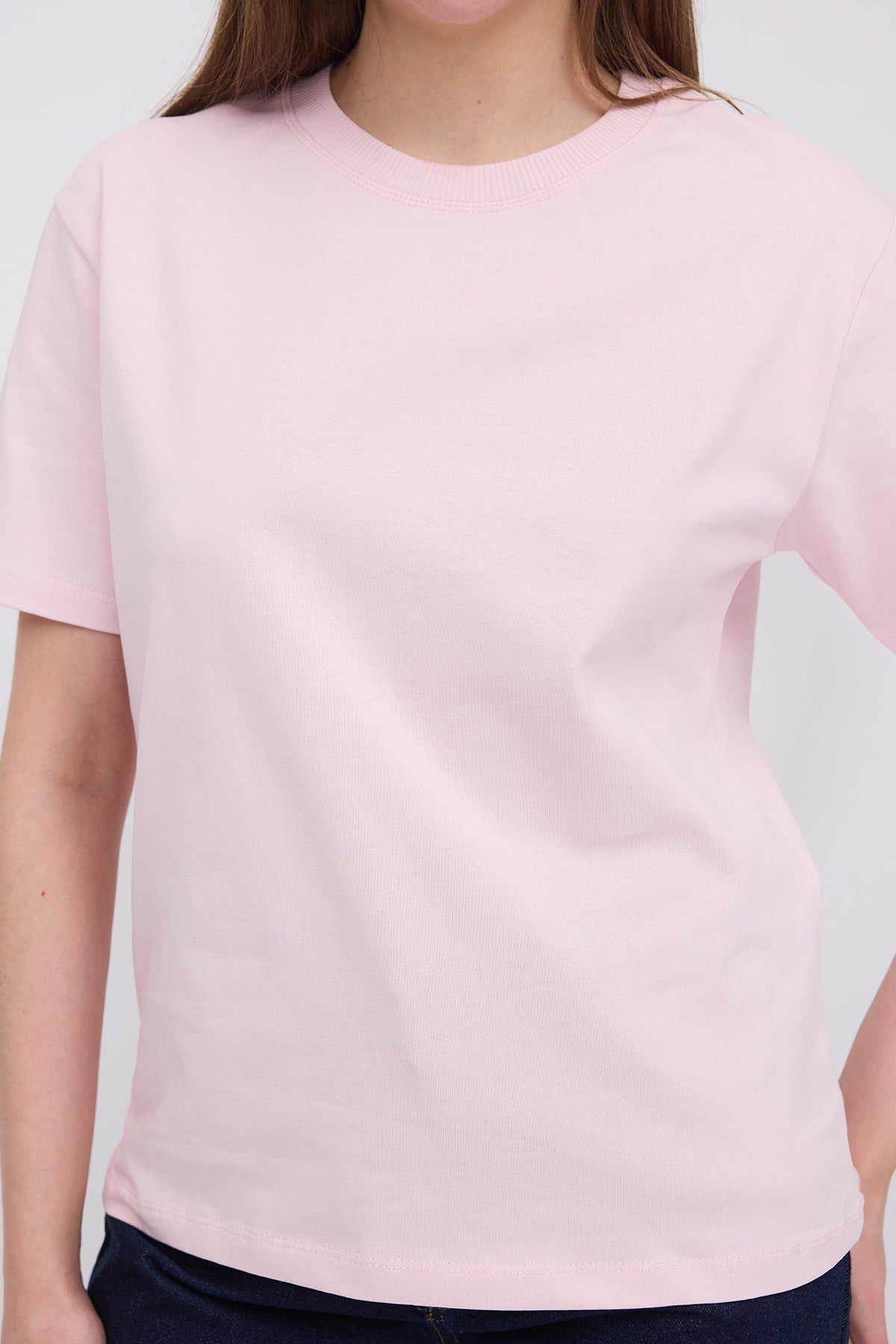 Lotus_Crew-Neck-Basic-T-shirt-addax
