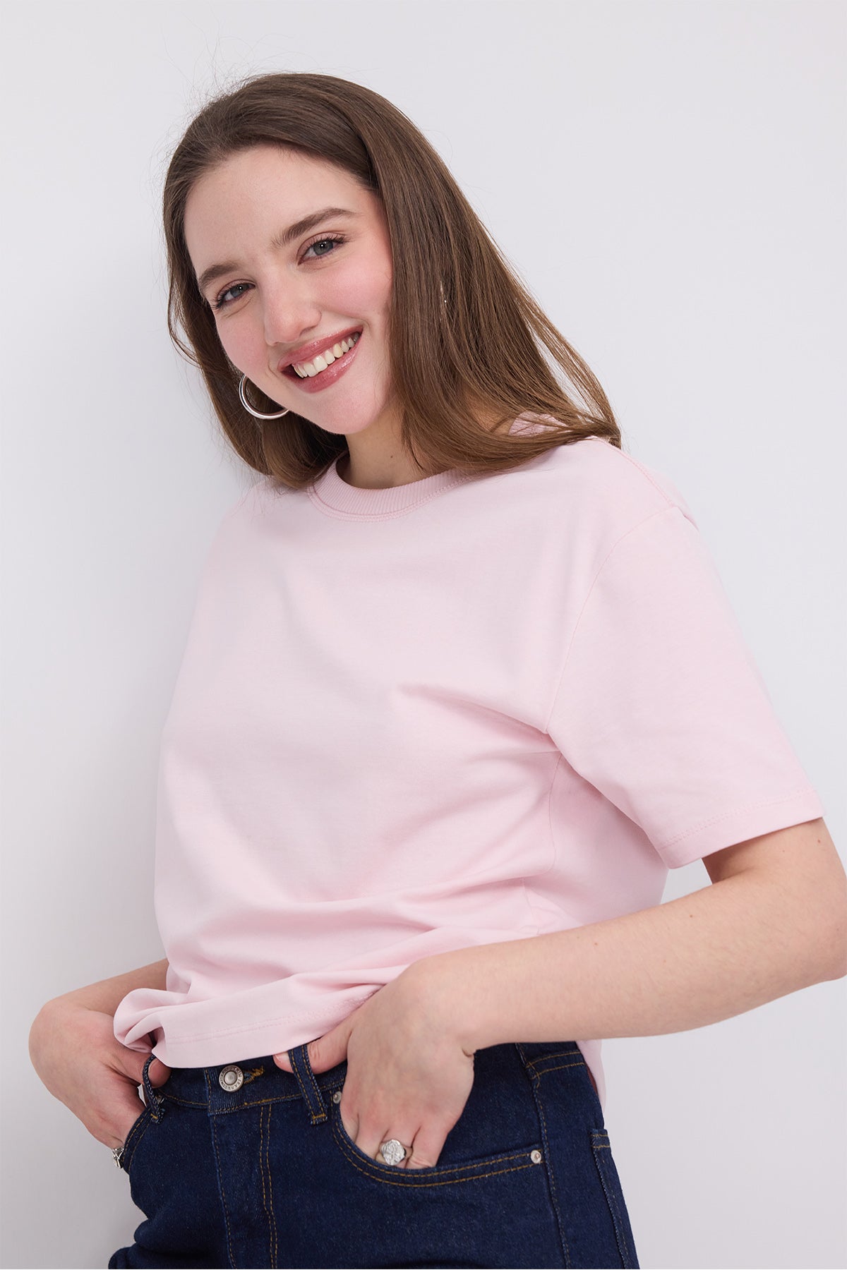 Lotus_Crew-Neck-Basic-T-shirt-addax