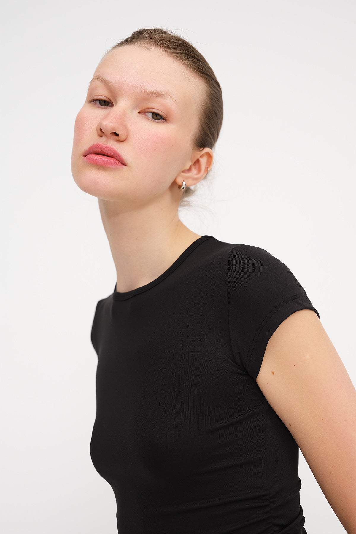 Black_Side-Pleated-T-shirt-addax