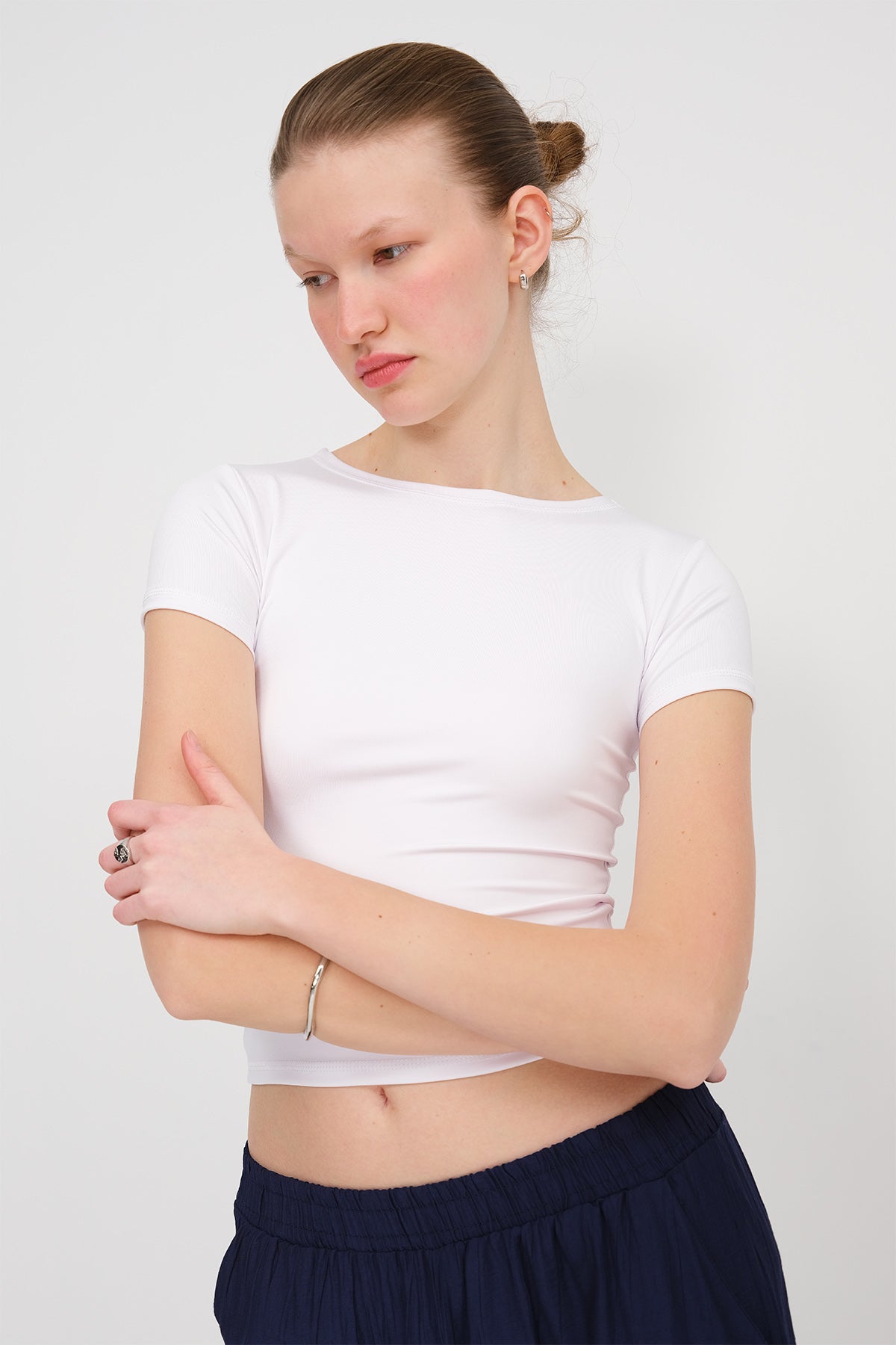 White_Crew-Neck-Basic-T-shirt-addax