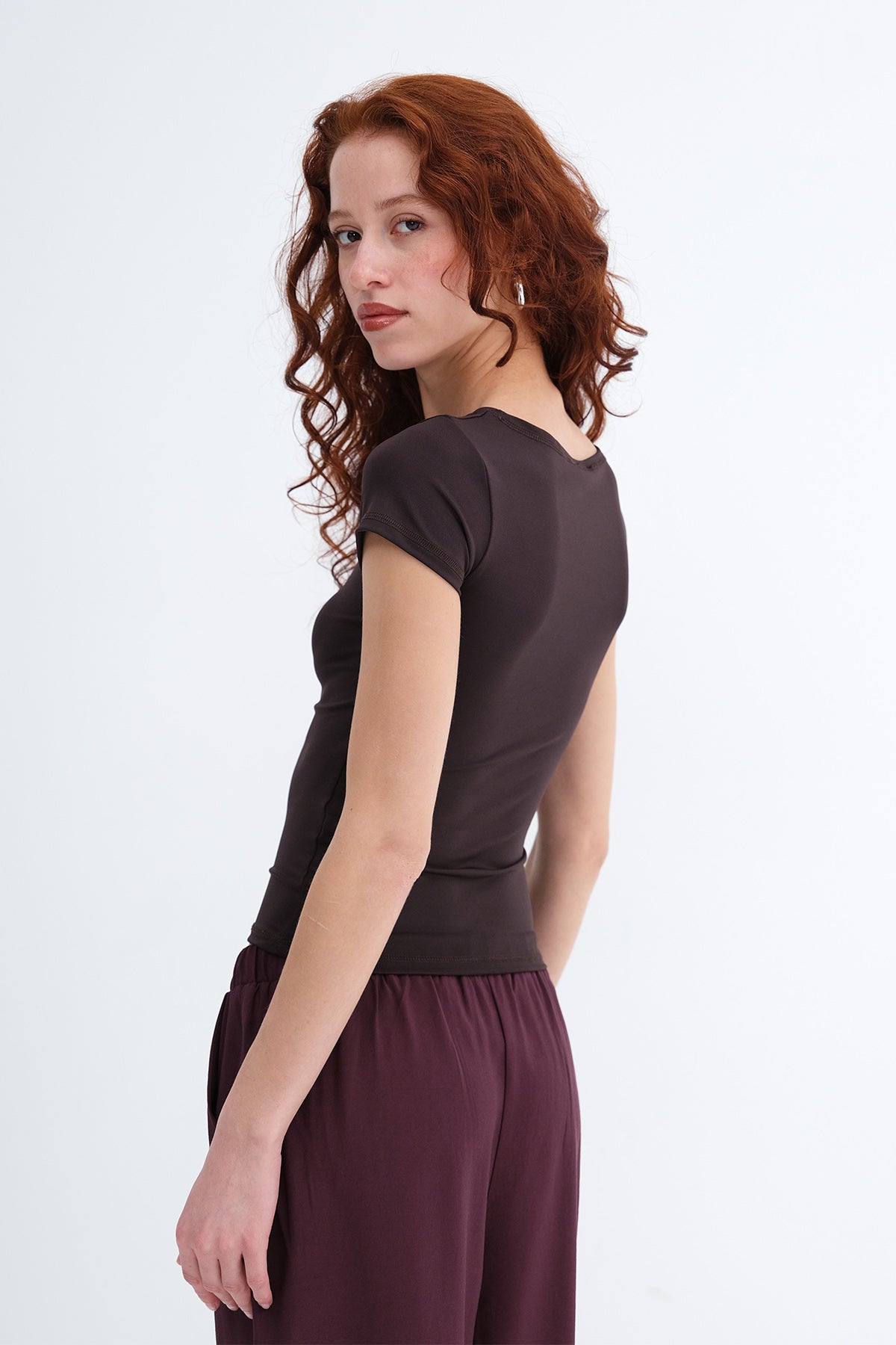 Bitter-Coffee_Crew-Neck-Basic-T-shirt-addax