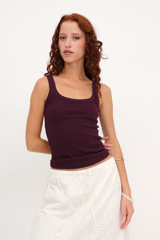 Gardenia_U-Neck-Basic-Undershirt-addax