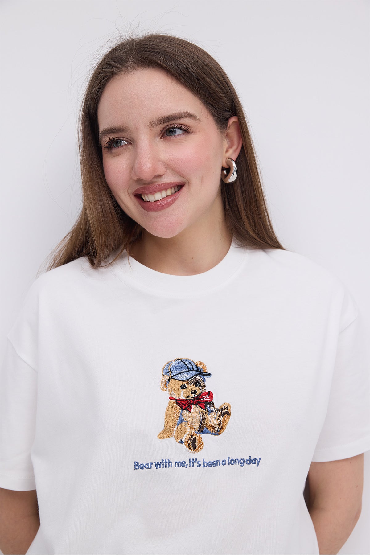 Ecru_Teddy-Bear-Embroidered-T-Shirt-addax