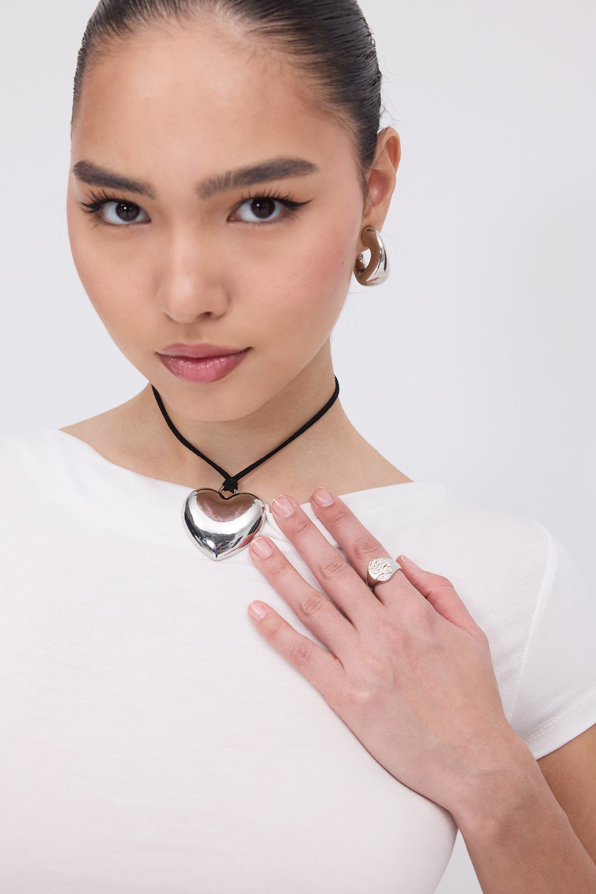 White_Ruched-Side-T-Shirt-addax