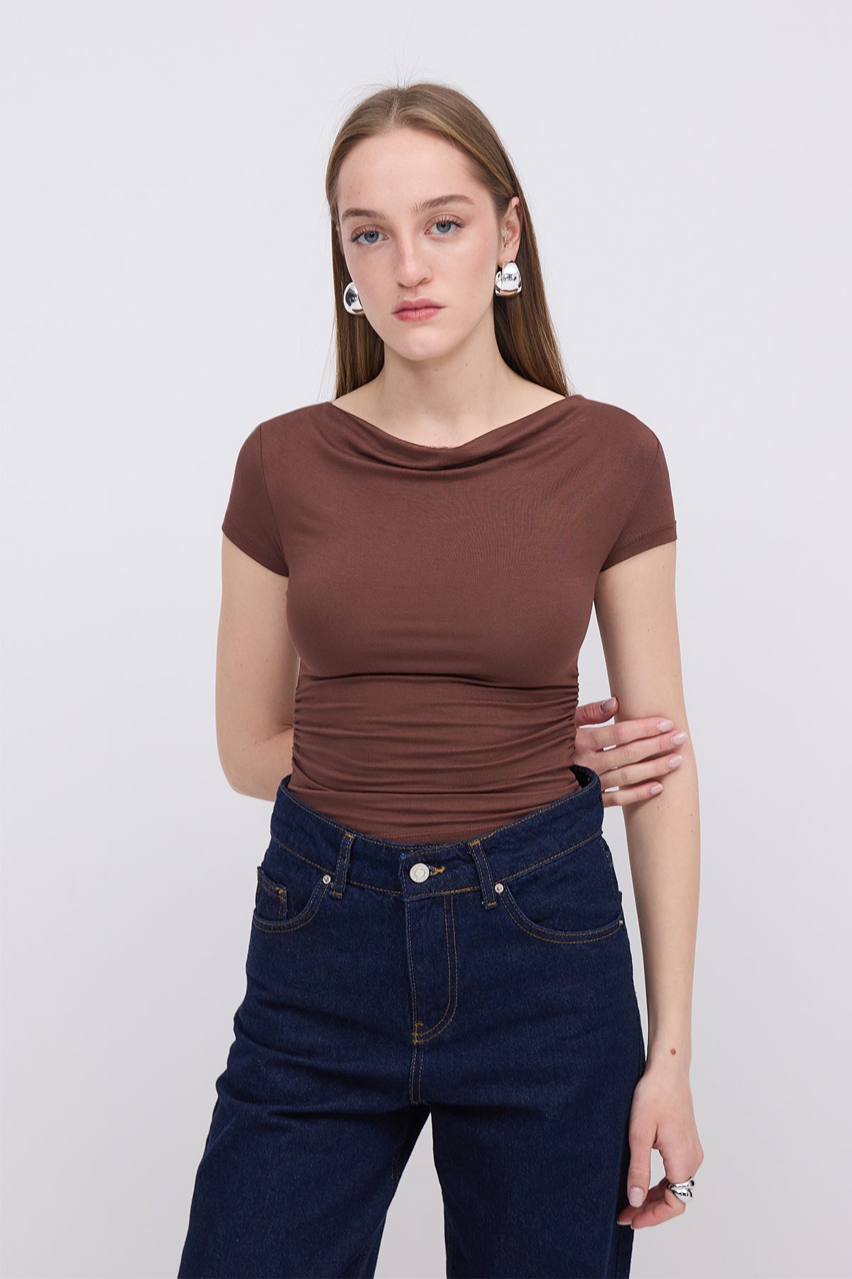 Brown_Ruched-Side-T-Shirt-addax