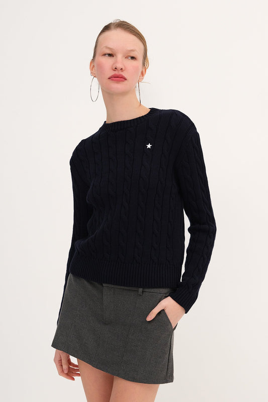 Ocean_Crew-Neck-Cable-Knit-Sweater-addax
