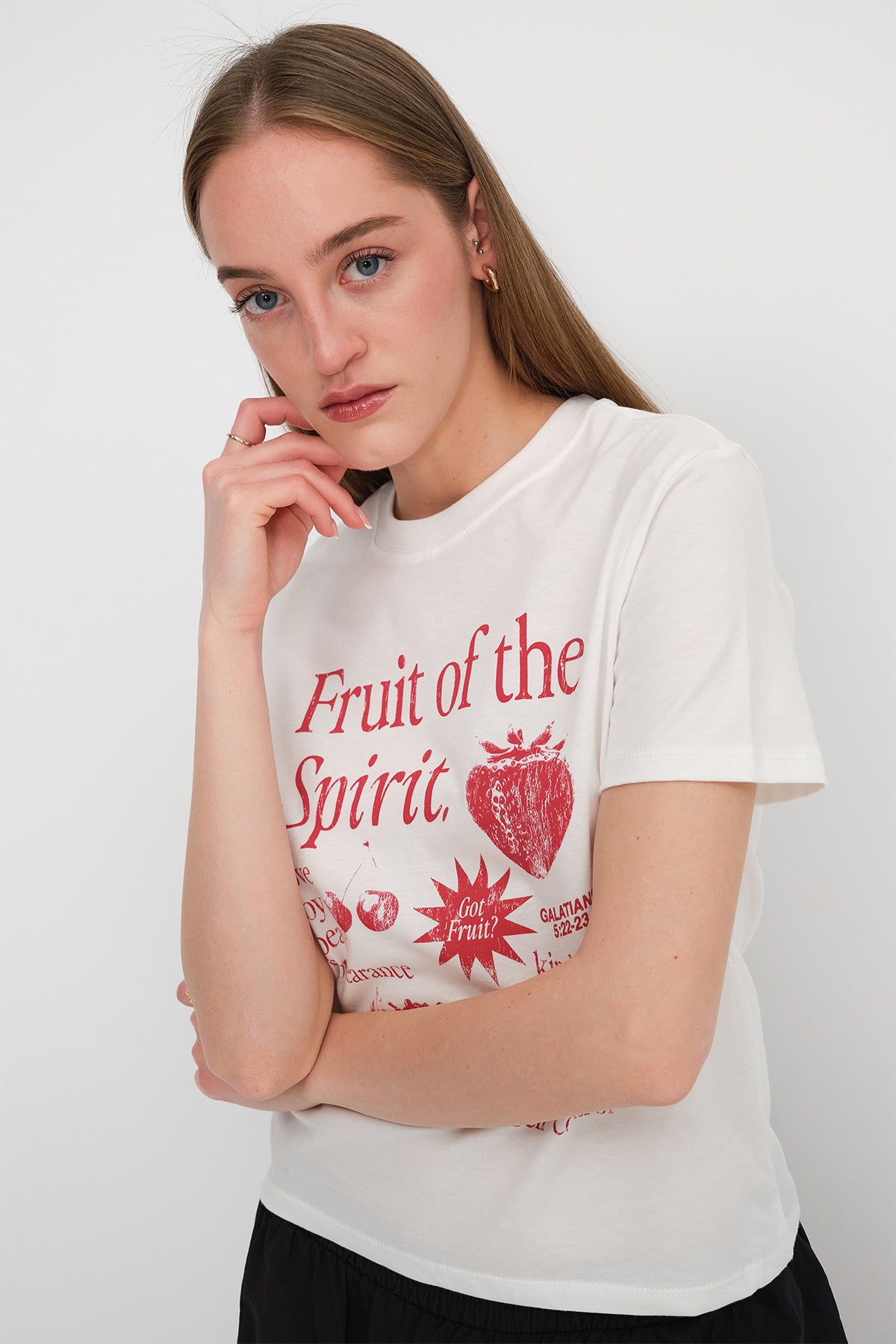 Ecru_Short-Sleeve-Printed-T-shirt-addax